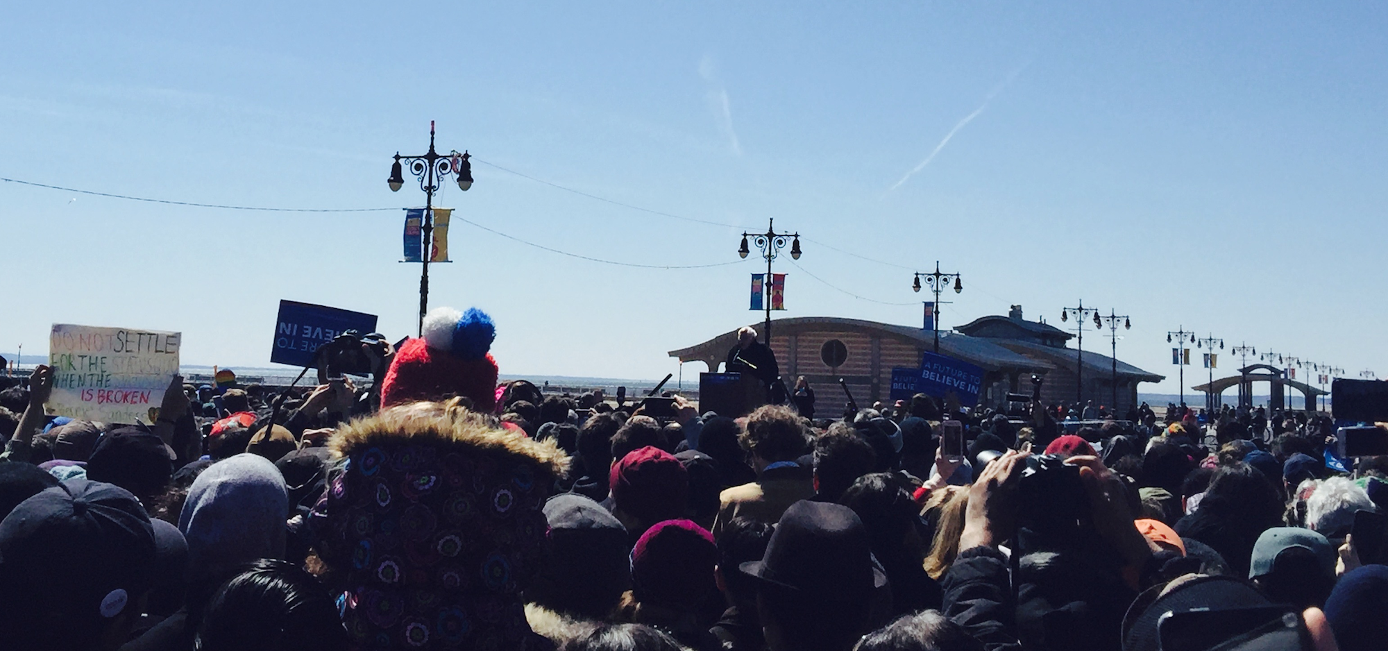comizio bernie sanders coney island