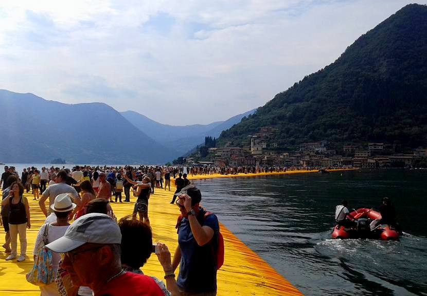 Christo lago d'iseo