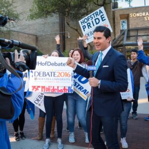 hofstra-students-clinton-trump-debate hofstra university students