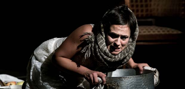 In-Scena-New-York-Le-Guerre-di-Angela-Giuseppina-Facco