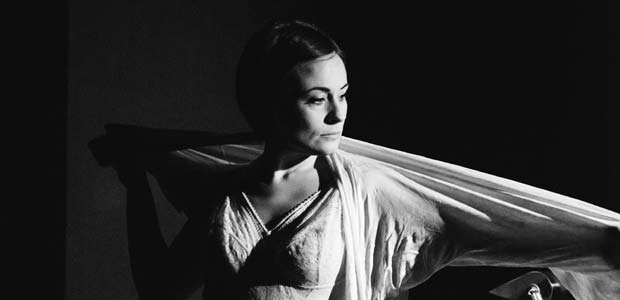 In-Scena-New-York-Le-Guerre-di-Angela-Giuseppina-Facco
