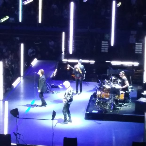 U2