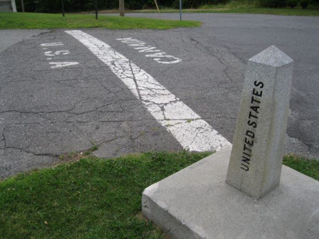 derby-line-border