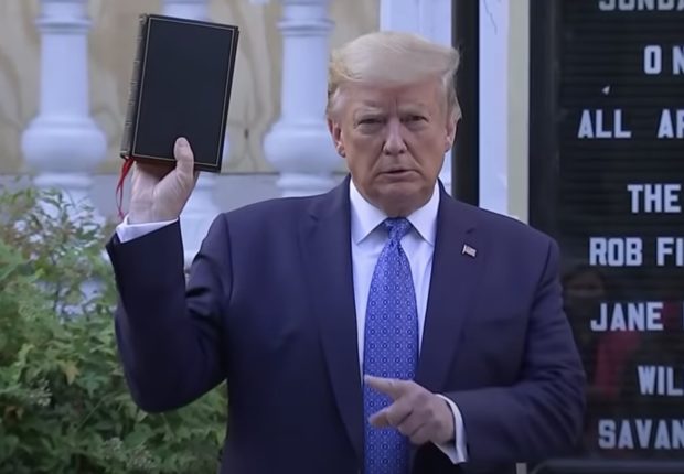 trump-bible-1