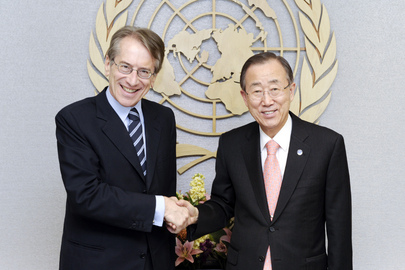 ESTERI/ Italia-India, duello all’Onu In foto, Il ministro degli esteri italiano Giulio Terzi e il segretario generale delle Nazioni Unite Ban Ki Moon