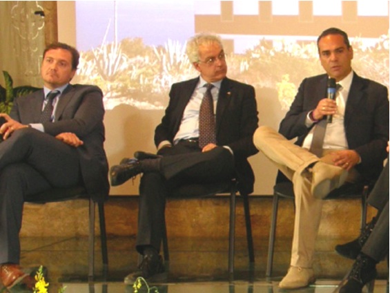 TURISMO/ La Maremma? Un posto bellissimo Nella foto, da sinistra: il Presidente della Provincia di Grosseto, Leonardo Marras, il sindaco dell’isola del Giglio, Sergio Ortelli, e il presidente della Camera di Commercio, Giovanni Lamioni