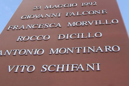 Quel giorno che rimasi senza Stato Il monumento alle vittime della strage di Capaci