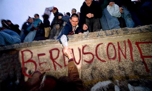Sentenza Cassazione, la reazione di Grillo: "Berlusconi è morto..."
