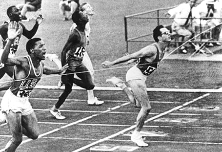 Olimpiadi a Roma? Quelle del 1960 restano irripetibili e io c'ero! Stadio Olimpico, Livio Berruti medaglia d'oro nei 200 metri