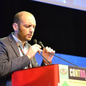 Giovanni Tizian e le faccende di un'Italia corrotta e collusa