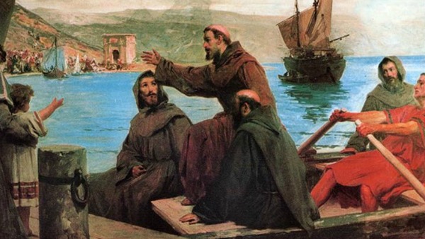 Pregare e baciare la statua di un Santo durante la Messa? Dai francescani di Palermo non si può…