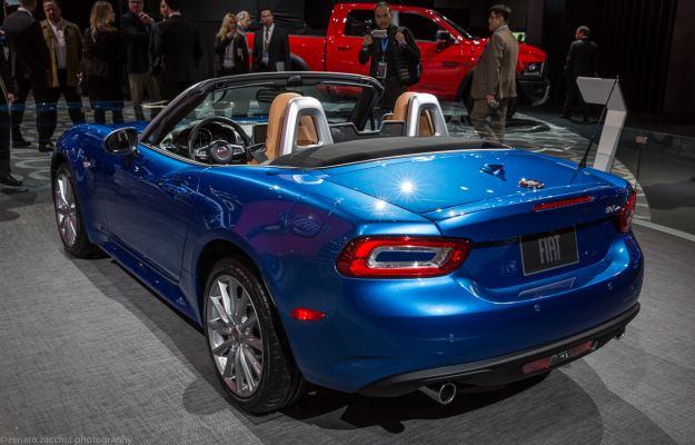 La FIAT 124 Spider (Ph: Renato Zacchia)