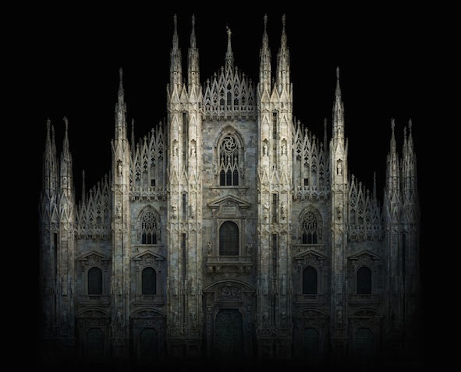 Irene Kung, “Duomo”, Milano, 2012 © Irene Kung - Courtesy Contrasto Galleria Milano