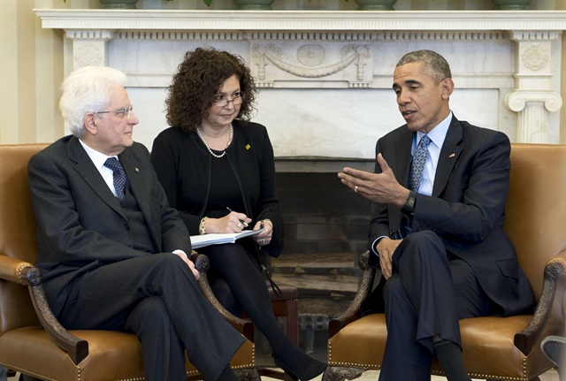 Sergio Mattarella con il Presidente degli Stati Uniti d'America Barack Obama allo Studio Ovale (Ph: Quirinale)