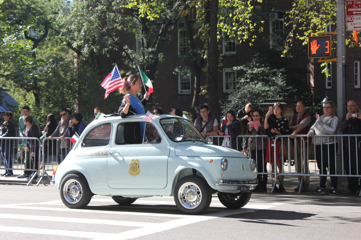 19. F.L.E.C.O. Federal Law Enforcement on an old Fiat 500.