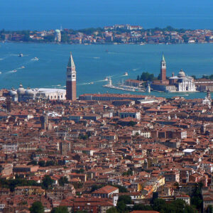 Venice-tourism-Mar