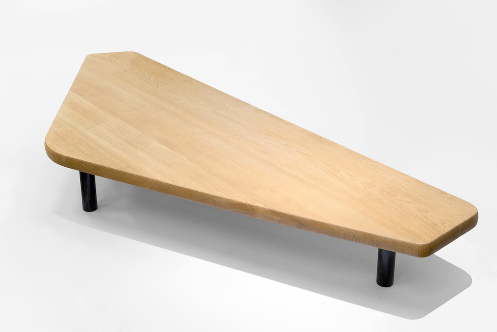 Charlotte Perriand
Table basse à cinq pans, 1956
five sided beechwood table with three cylindrical feet, tinted black
15 3/8 x 102 3/8 x 41 in
39 x 260 x 104 cm
unique