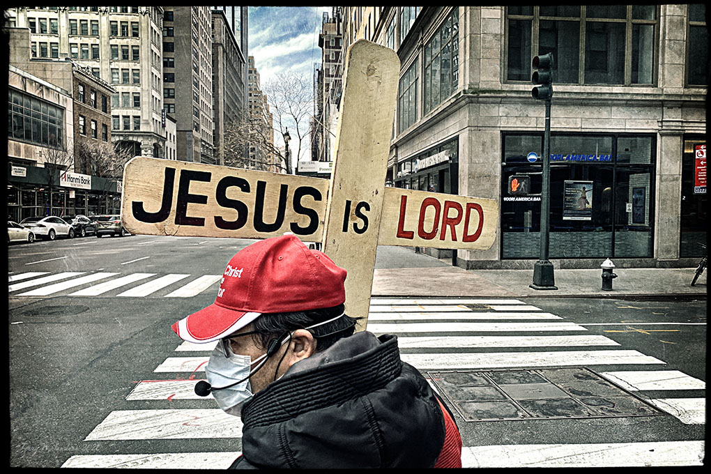 marzo_JesusIsLord_5thave_newyork_terrywsanders Marzo 2020, New York, The Evangelicals (di Terry W. Sanders)