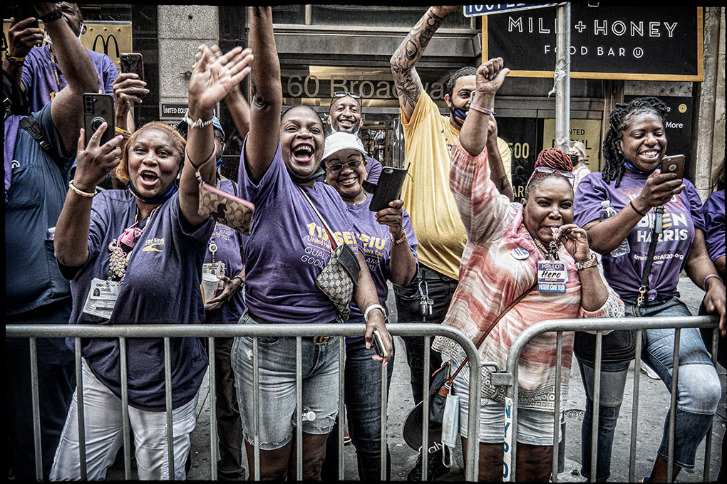 FR_Parade_9_Spectators_070721_LVN_terry_sanders