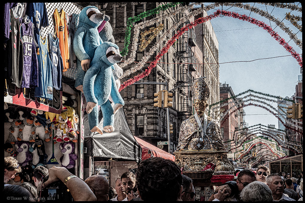 San Gennaro, Procession Saint
