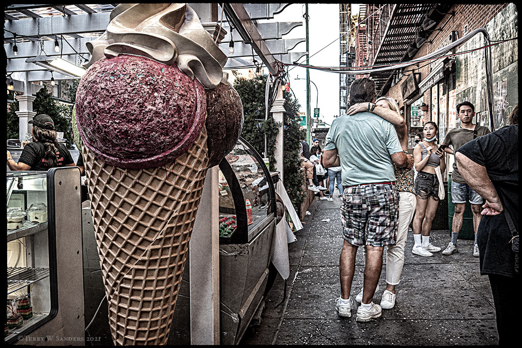 San Gennaro, Dancers Little Italy, Manhattan (Foto di Terry W. Sanders)
