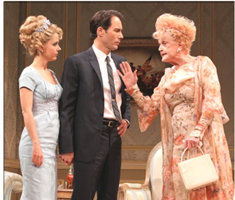 BROADWAY & DINTORNI/Che vinca il migliore Nella foto, Kerry Butler, Eric McCormack e Angela Lansbury in “The Best Man” di Gore Vidal (© Joan Marcus)