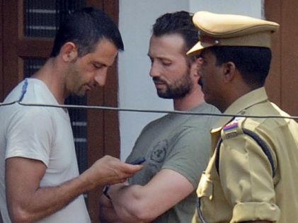 FUORI DAL CORO/ Sovranità cercasi I due marò italiani arrestati in India