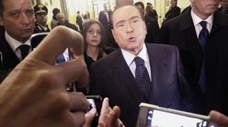 Diritti tv, i giudici: “Berlusconi gestì il sistema anche da premier Impossibile concedere attenuanti” Il leader del Pdl, Silvio Berlusconi, in tribunale a Milano risponde alle domande dei giornalisti al termine delle sue dichiarazioni spontanee nel processo d’appello sul caso Mediaset, lo scorso 1 marzo