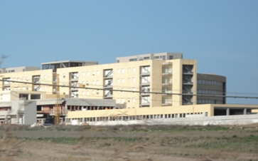 L'ospedale incompiuto di Gerace, in Calabria