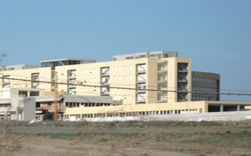 Poi dici che uno s’incazza... L'ospedale incompiuto di Gerace, in Calabria