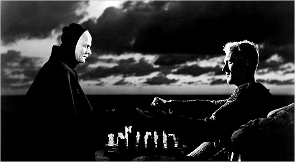 La partita a schacchi con la Commare che ha la faccia di Brad Pitt Una scena del film Il settimo sigillo di Ingmar Bergman