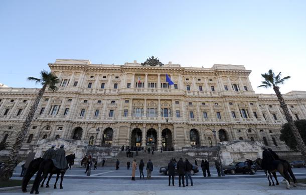 Fuori e dentro il Palazzaccio La sede della Corte di Cassazione a Roma