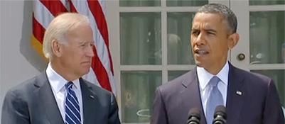 Obama fa la cosa giusta, la forza è nel diritto e non viceversa Il Presidente Barack Obama pronuncia il suo discorso nel giardino della Casa Bianca con accanto il vice presidente Joe Biden