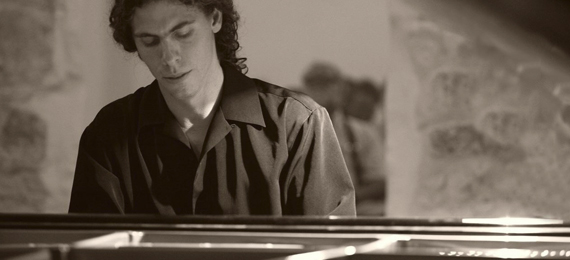 Julian Gargiulo conquista il tempio newyorchese della musica classica