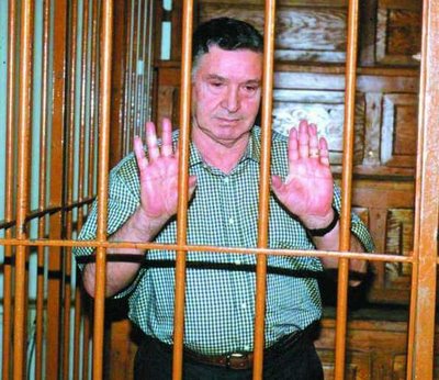 Riina-Stato, la trattativa continua Il capo della cupola mafiosa Totò Riina