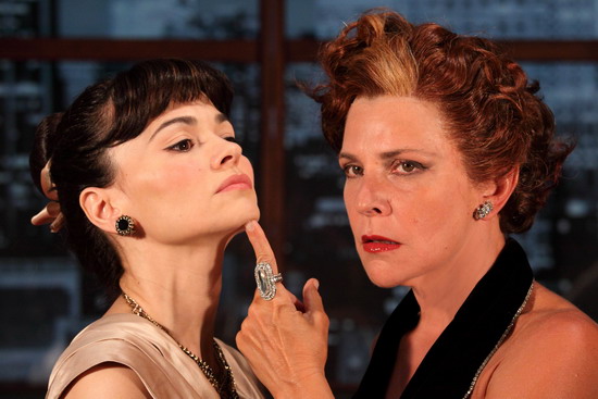 Eva contro Eva Romina Mondello e Pamela Villoresi in Eva contro Eva