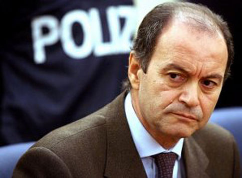Lo scandalo dei miliardi di euro sequestrati alle mafie inutilizzati o anche peggio... Il prefetto Giuseppe Caruso