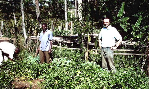 Vent'anni fa, nel Rwanda in fiamme. Intervista a Fabio Pipinato, fondatore di Unimondo Fabio Pipinato in Rwanda
