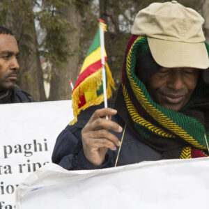 Una protesta organizzata dalla comunità etiope a Washington davanti all'ambasciata italiana. L'immagine è parte della campagna di raccolta fondi per il documentario di Valerio Ciriaci
