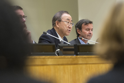 Don't Break the Law, It's the UN Rule UN Secretary General Ba Ki-moon and Italy's Ambassador Sebastiano Cardi (UN Photo/Mark Garten)
