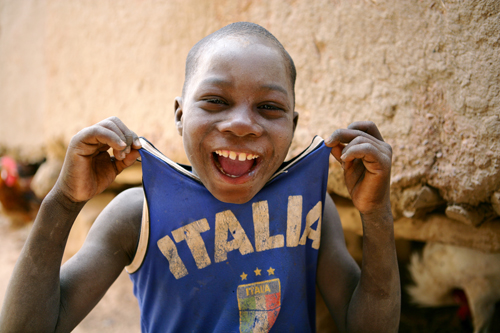 La passione per il calcio, malattia infantile che sa darti la carica Foto: Unicef