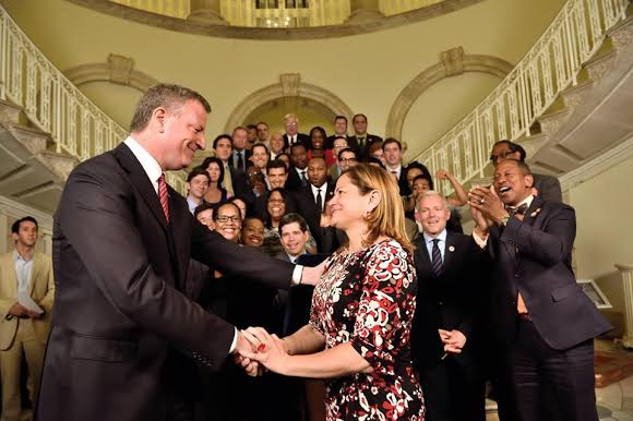 La promessa scolastica mantenuta da Bill De Blasio