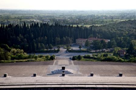 Foto 6_Redipuglia (GO)_Sacrario militare+Luigi Vitale_low