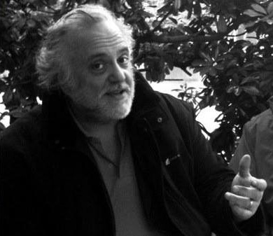 Flavio Pagano inventa una commedia nera polidialettale