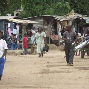 L'Ebola visto dal Ghana. Come il paese africano sta affrontando l'emergenza Il campo rifugiati di Buduburam che già nel 2005 ospitava più di 40,000 rifugiati dalla Liberia