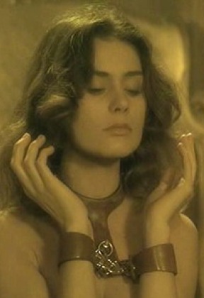 Corinne Cley nel film Historie d'O.