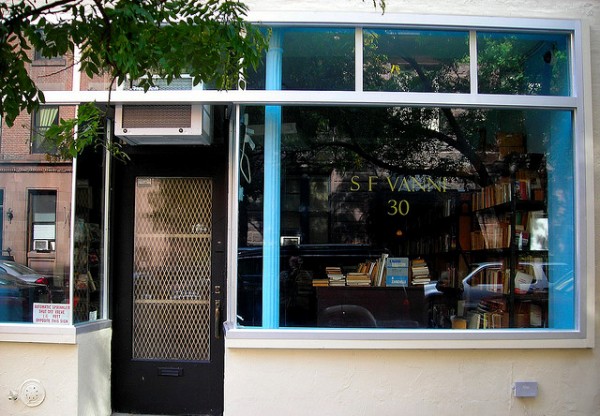 Riapre a New York S. F. Vanni Bookstore, prima libreria italiana d'America