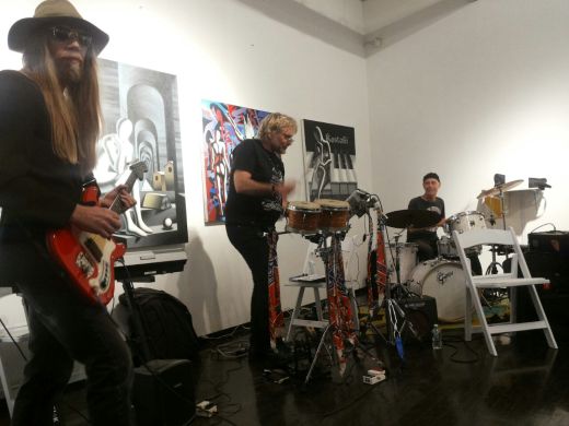 Un momento dell'esibizione alla Dillon Gallery