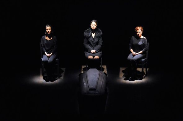 Taddrarite (Foto: Pino Montisci, Teatro Piccolo di Milano)