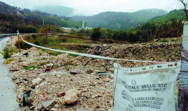 Ecoreati: arriva la legge con l'"abusivamente"